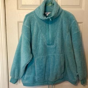JoyLab fleece pullover size medium blue